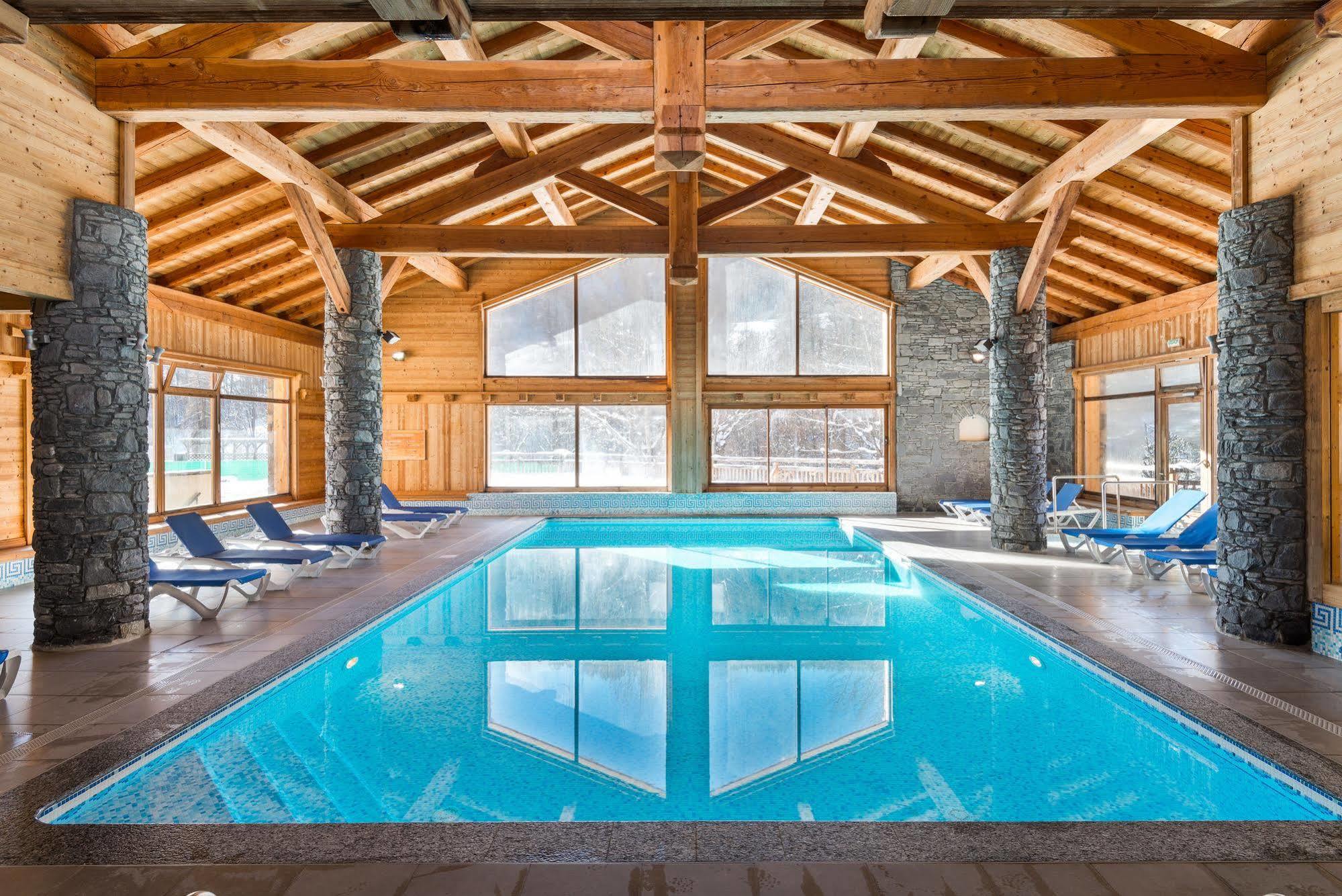 Lagrange Vacances Le Hameau Du Rocher Blanc Serre Chevalier Exteriér fotografie